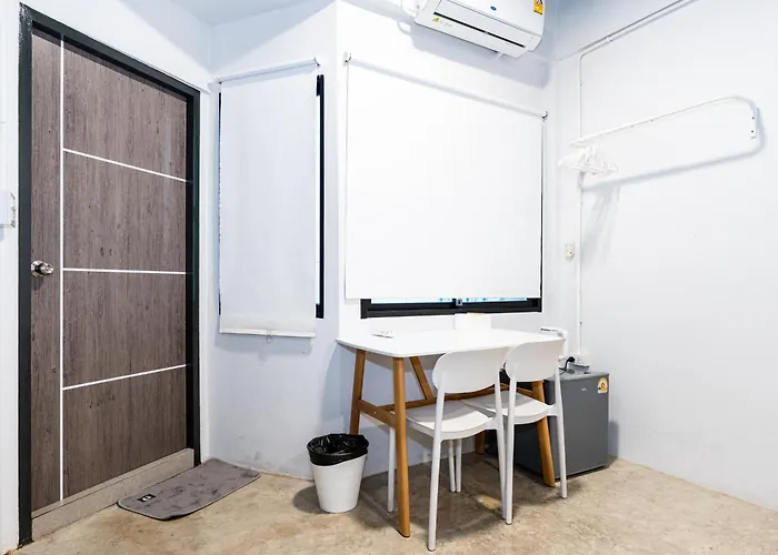 アパート Yellow Place Sukhumvit Soi 2 -เยลโล เพลส สุขุมวิทซอย 2 バンコク都