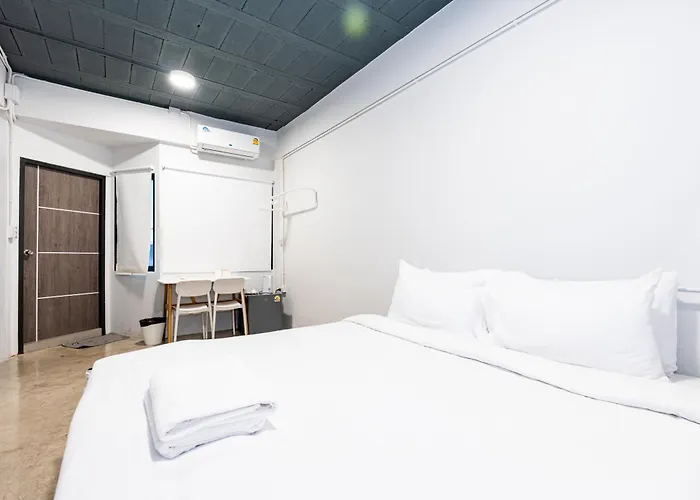 アパート Yellow Place Sukhumvit Soi 2 -เยลโล เพลส สุขุมวิทซอย 2 バンコク都