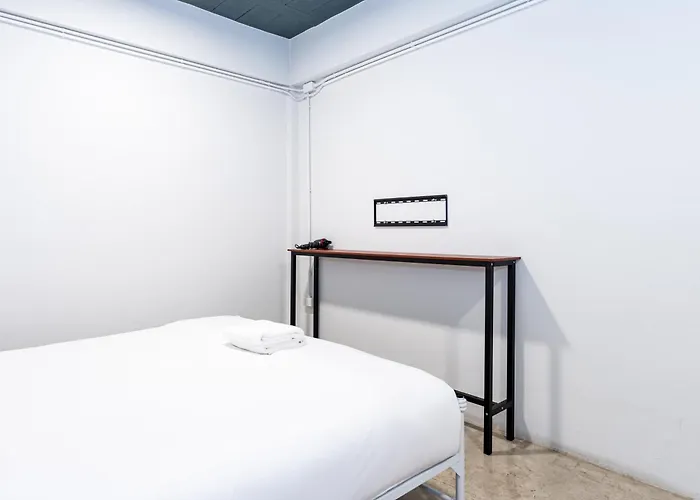 شقة Yellow Place Sukhumvit Soi 2 -เยลโล เพลส สุขุมวิทซอย 2 بانكوك
