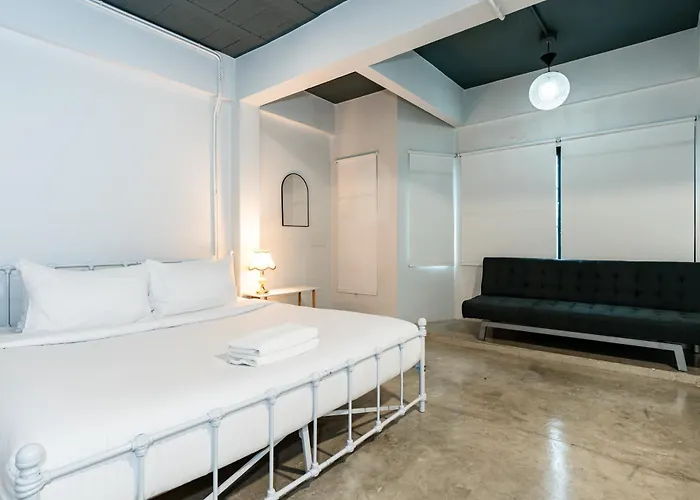 アパート Yellow Place Sukhumvit Soi 2 -เยลโล เพลส สุขุมวิทซอย 2 バンコク都