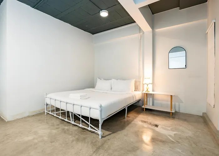 Yellow Place Sukhumvit Soi 2 -เยลโล เพลส สุขุมวิทซอย 2 *