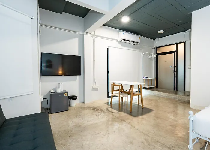 アパート Yellow Place Sukhumvit Soi 2 -เยลโล เพลส สุขุมวิทซอย 2 バンコク都