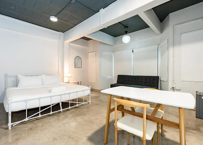 Yellow Place Sukhumvit Soi 2 -เยลโล เพลส สุขุมวิทซอย 2 * バンコク都